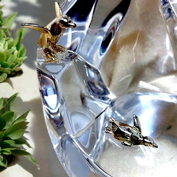 Franklin Mint-Carpenter Penguin On Ice Paperweight - Picture 8 of 16